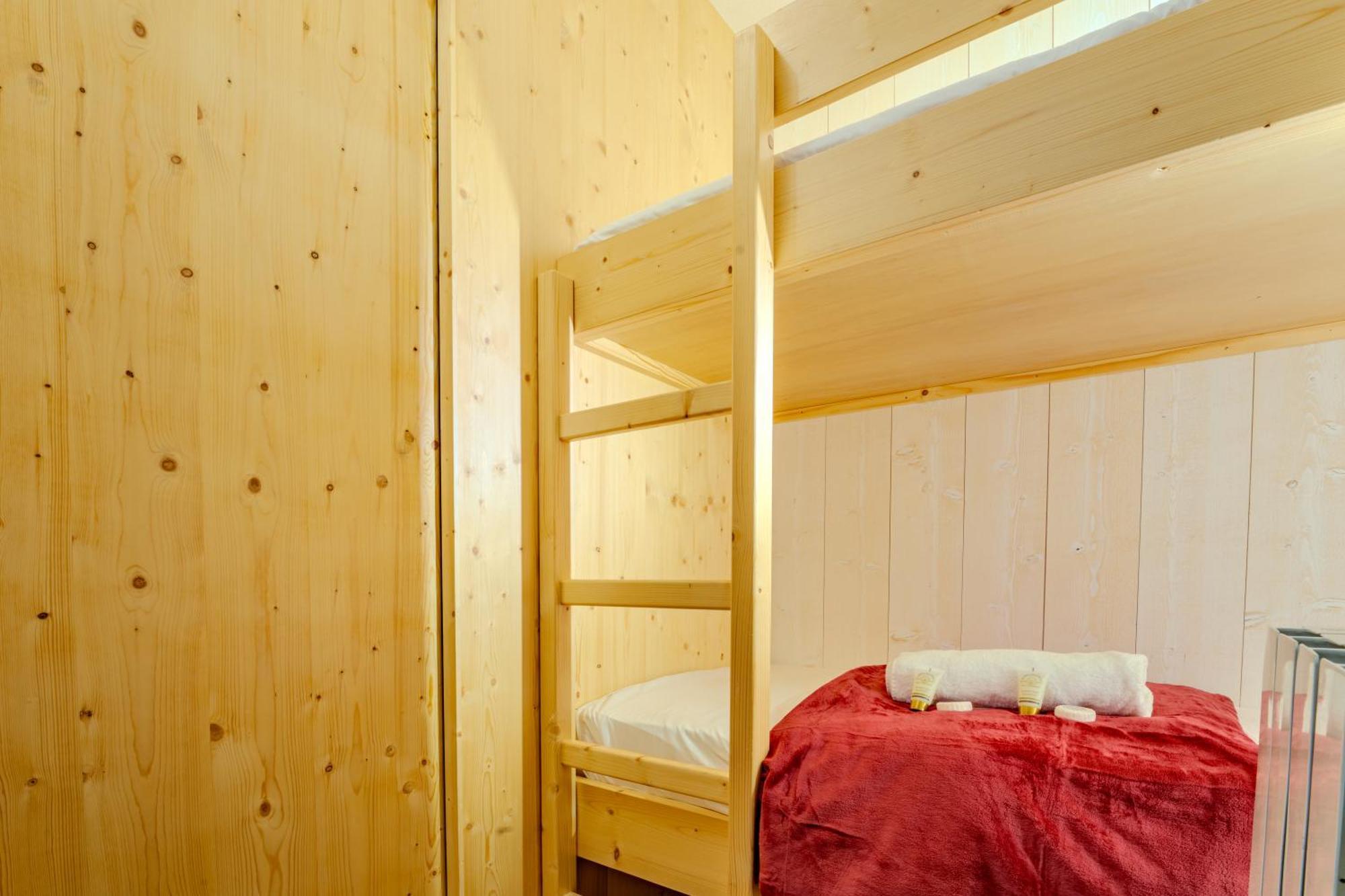 Apartment In-out, Heart Of Spacious Flat , Wifi A9